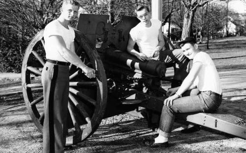 1953_Langston_Cannon.jpg