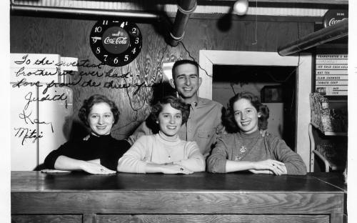 1956_Reiss_PX_Creww.jpg